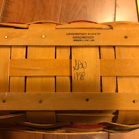 LONGABERGER 1998 LARGE HOLIDAY SLEIGH BASKET16811 - Picture 4 of 5